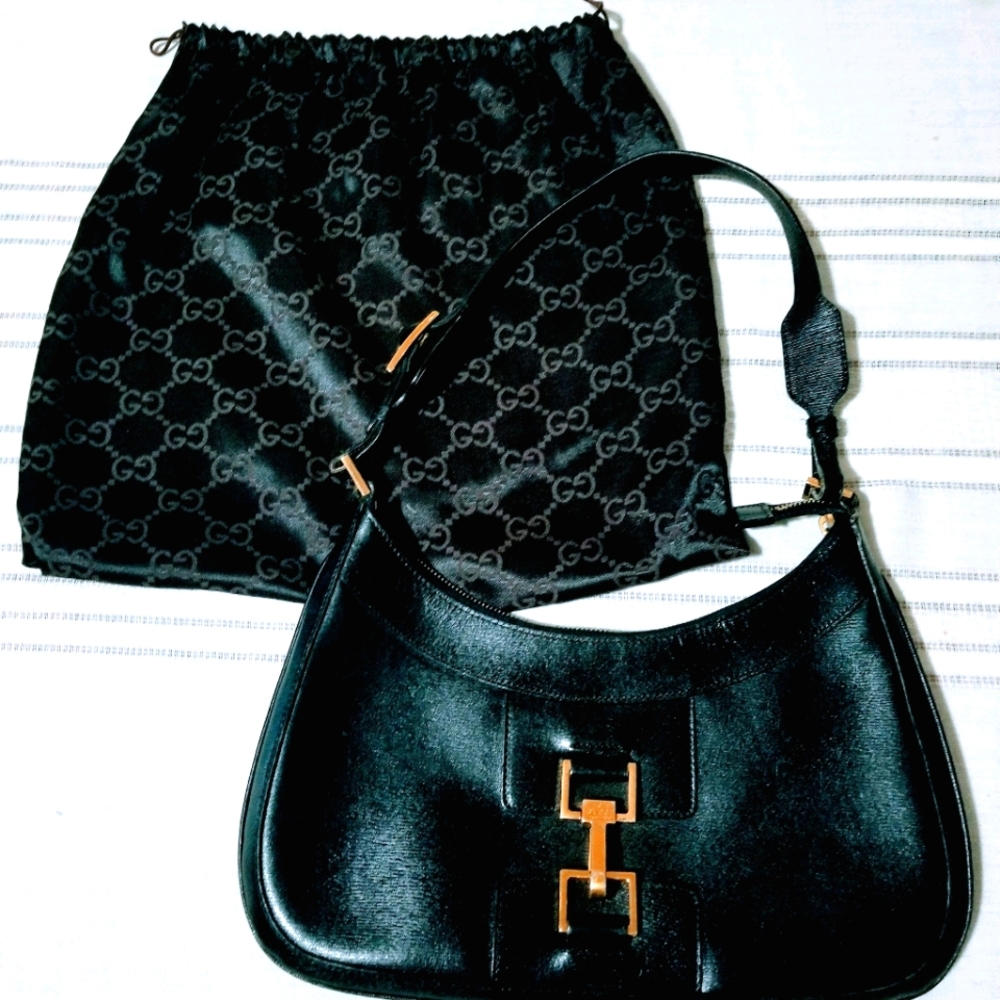 Vintage shoulder bag